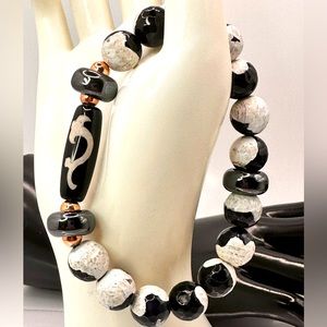 BLACK/WHITE AGATE +  RUYI DZI NATURAL STONES BRACELET size 7.5”